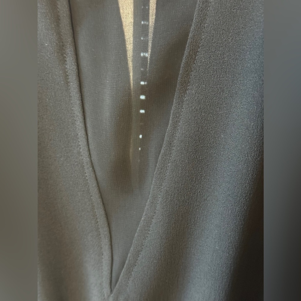 2B Bebe Black Peplum Halter Blouse W/Studded Neckline. Great Condition. Medium - Picture 8 of 8
